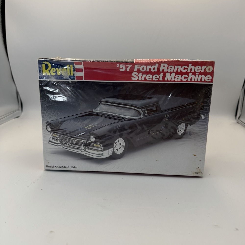 NEW Revell '57  Ford Ranchero Street Machine  # 7142 Released in 1987